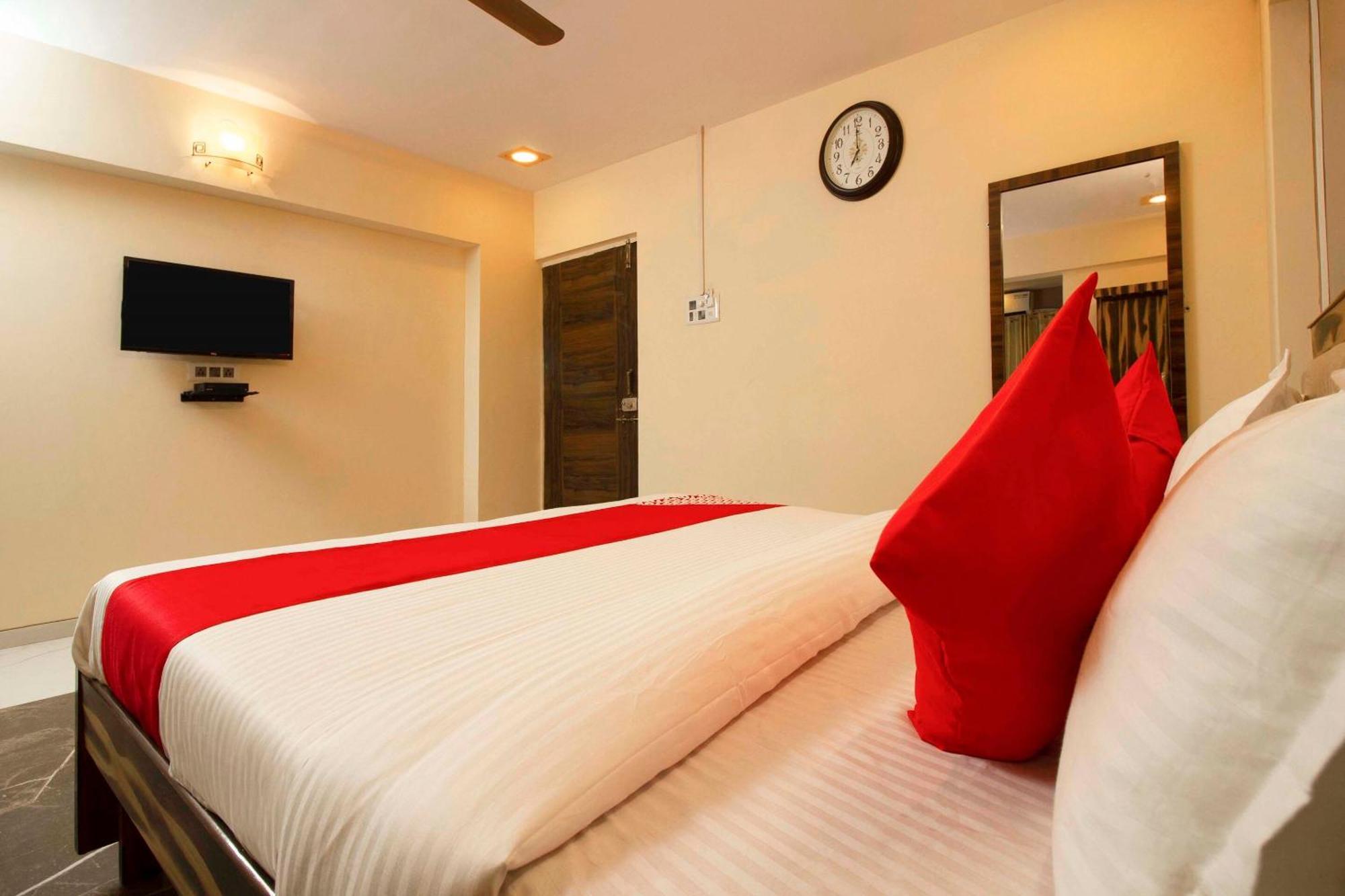 Hotel O The Star Hotel بانفيل المظهر الخارجي الصورة
